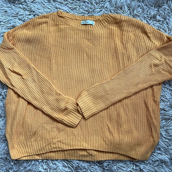 Hollister Sweaters - Picture 2 of 7